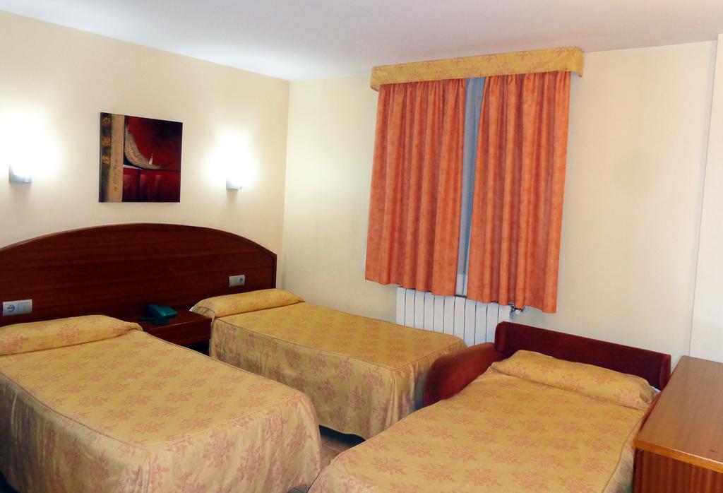 Hotel Festa Brava Andorra la Vella Oda fotoğraf