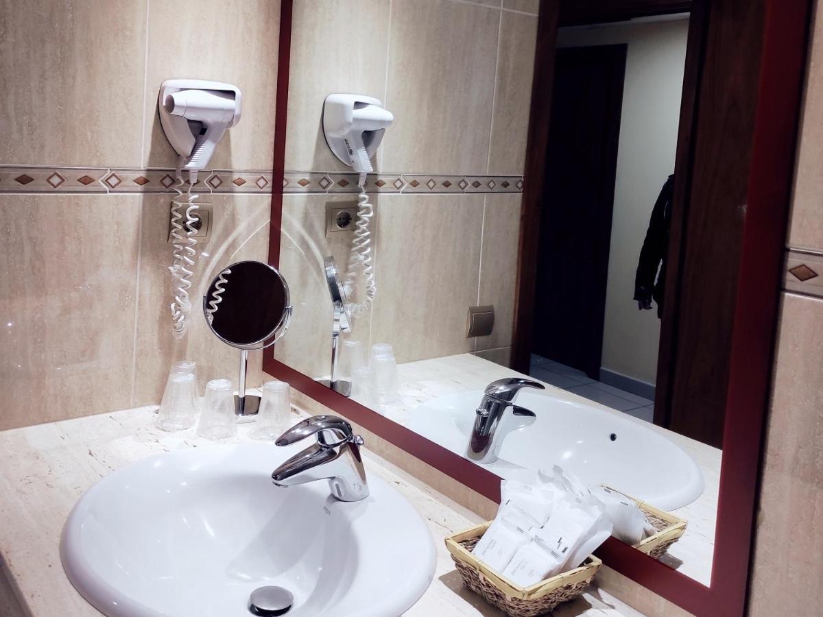 Hotel Festa Brava Andorra la Vella Dış mekan fotoğraf