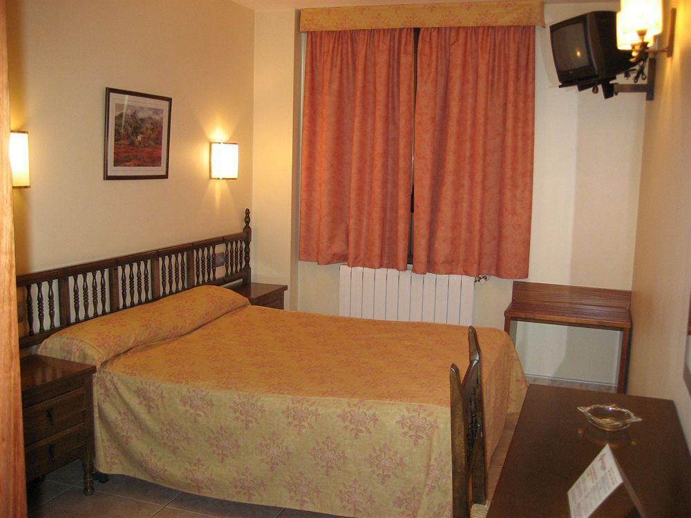 Hotel Festa Brava Andorra la Vella Dış mekan fotoğraf