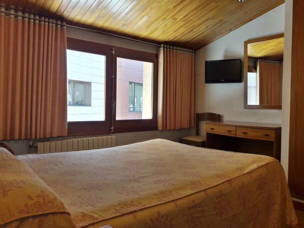 Hotel Festa Brava Andorra la Vella Dış mekan fotoğraf