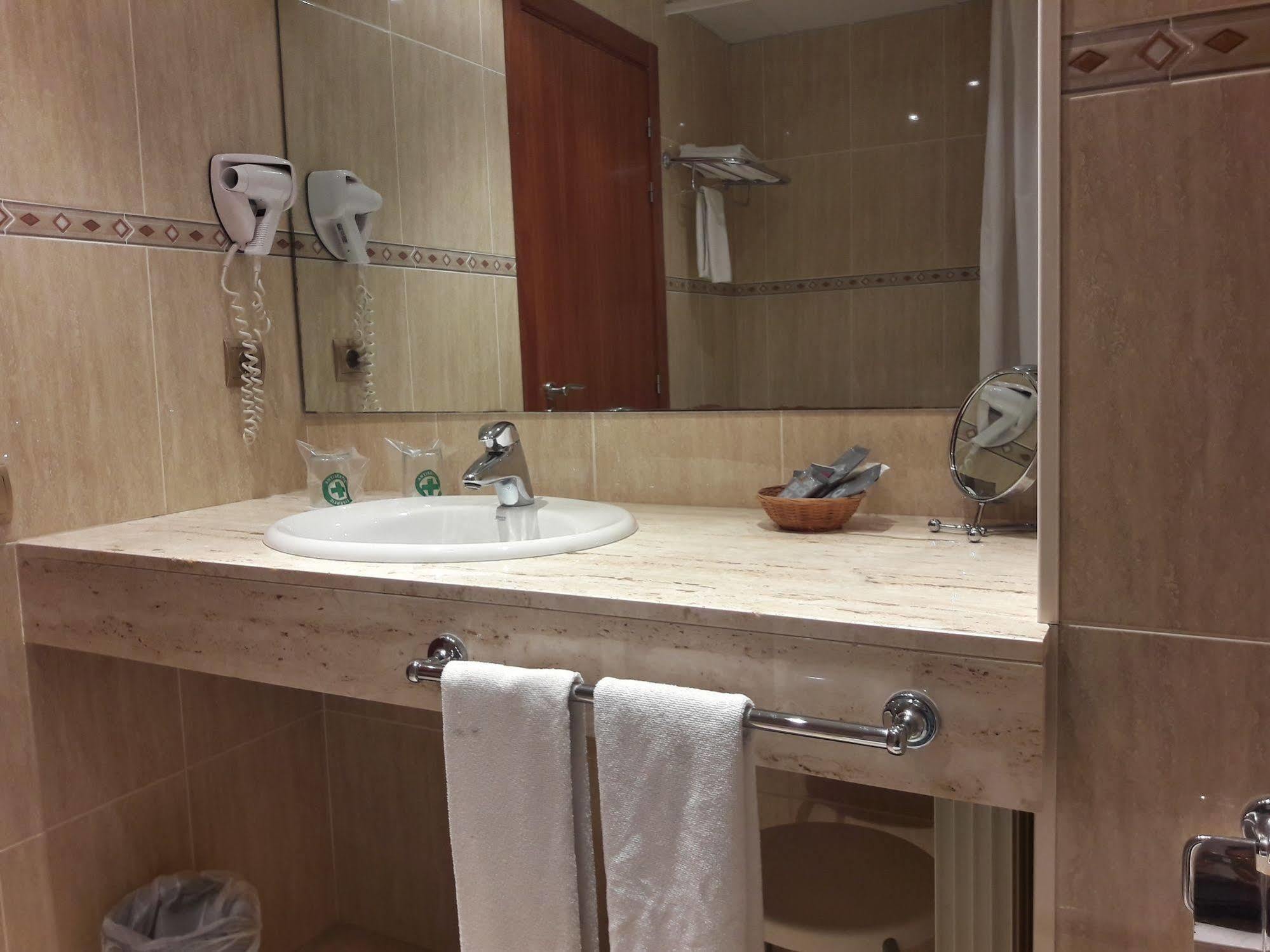 Hotel Festa Brava Andorra la Vella Dış mekan fotoğraf