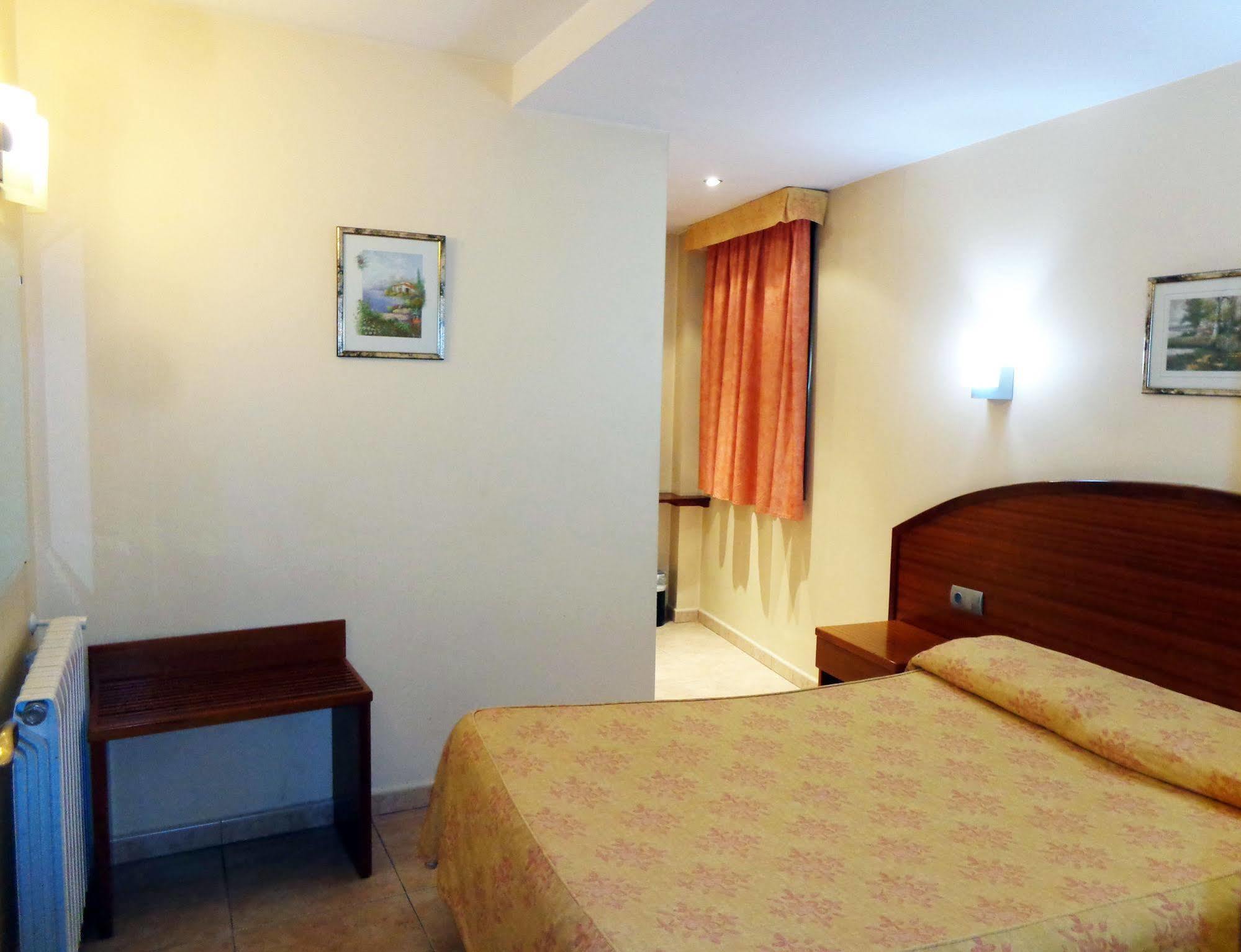 Hotel Festa Brava Andorra la Vella Dış mekan fotoğraf